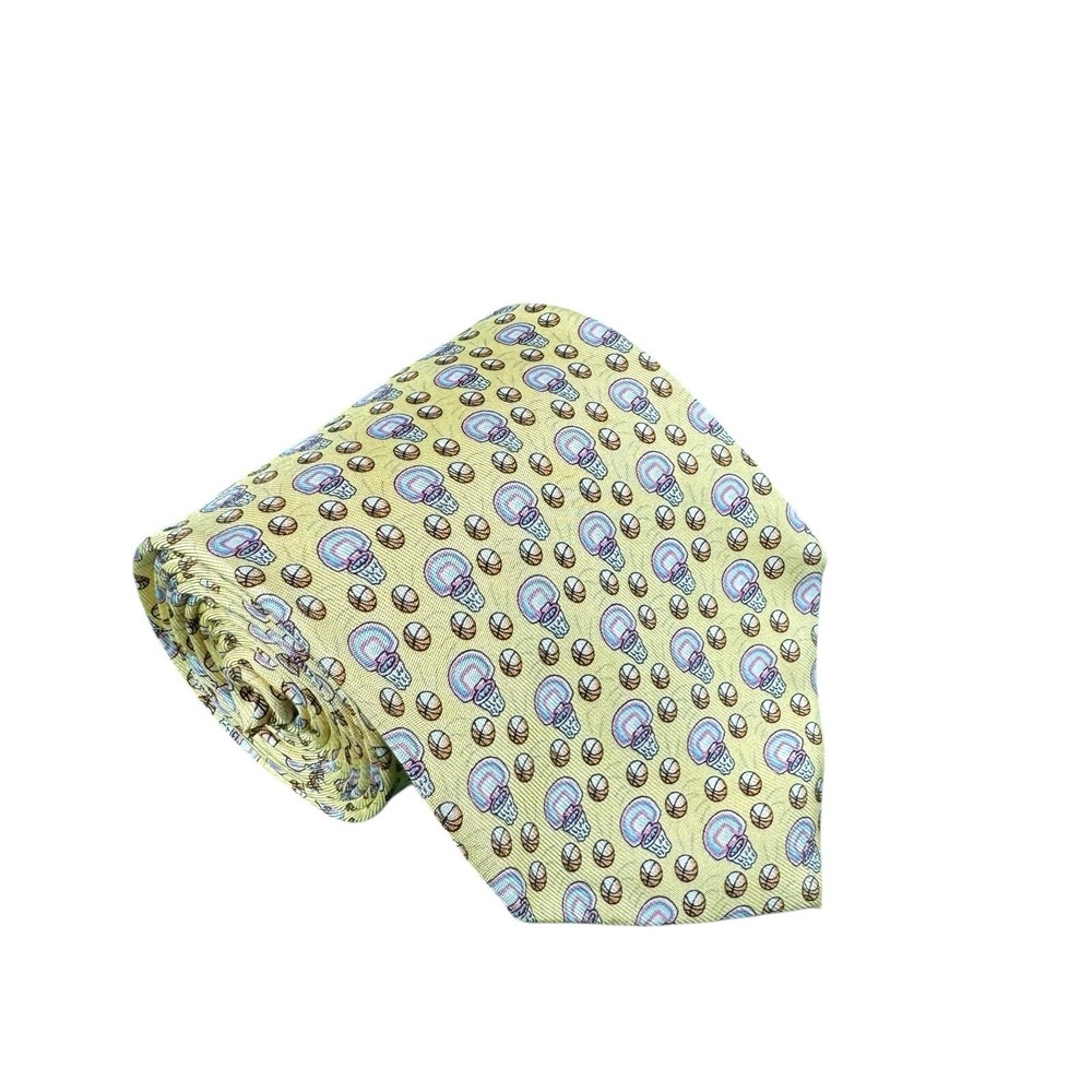 Vineyard Vines Mens Yellow Basketball Hoop AOP Silk Tie 3.5 Inch Width